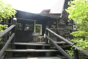 お店の中でも食べられます