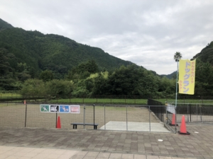 奥の方のドッグラン